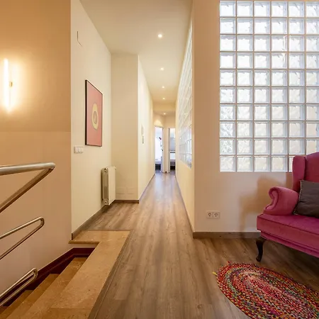 Sleep & Luxury Floor With Terrace Apartment