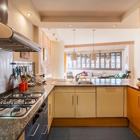 Sleep & Luxury Floor With Terrace Apartment *