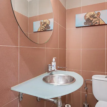 Sleep & Luxury Floor With Terrace Apartment