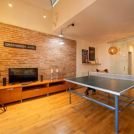 Sleep & Luxury Floor With Terrace